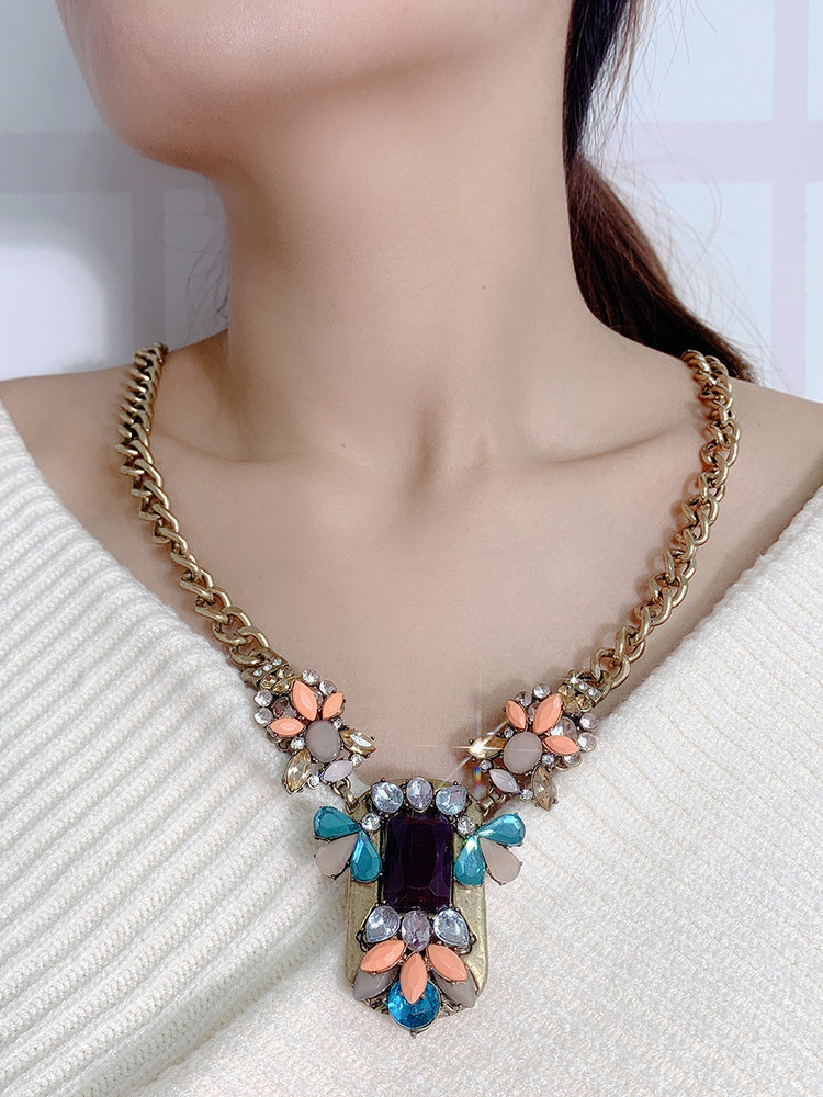 Colar de Pedras Preciosas Esti - Ethnic Fashion Magazine avaliação e preço