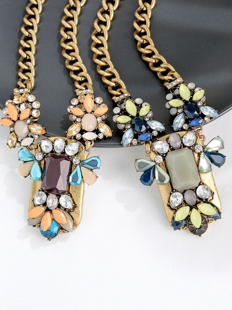 Colar de Pedras Preciosas Esti - Ethnic Fashion Magazine avaliação e preço